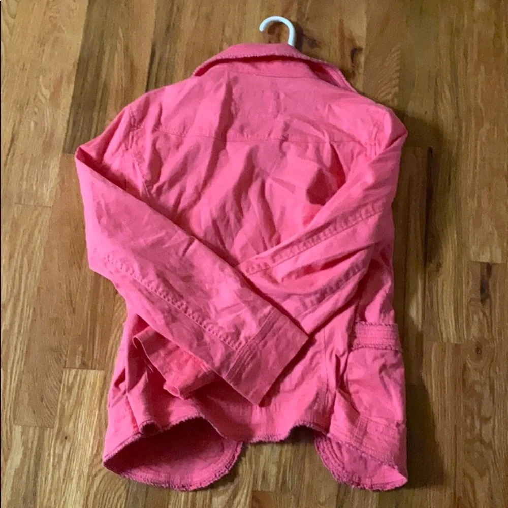 Pink button front jacket size Large - Picture 5 of 8